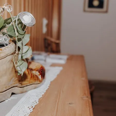 Haus Schaefer Zita *